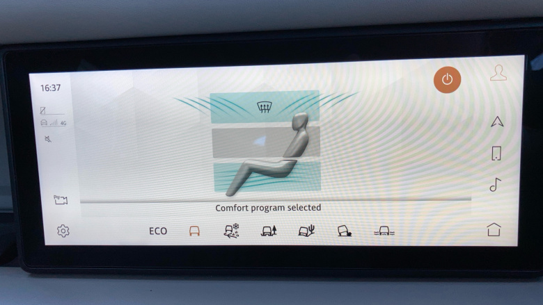 Land Rover Defender 3.0 D300 HSE 110 5dr Auto Diesel Estate